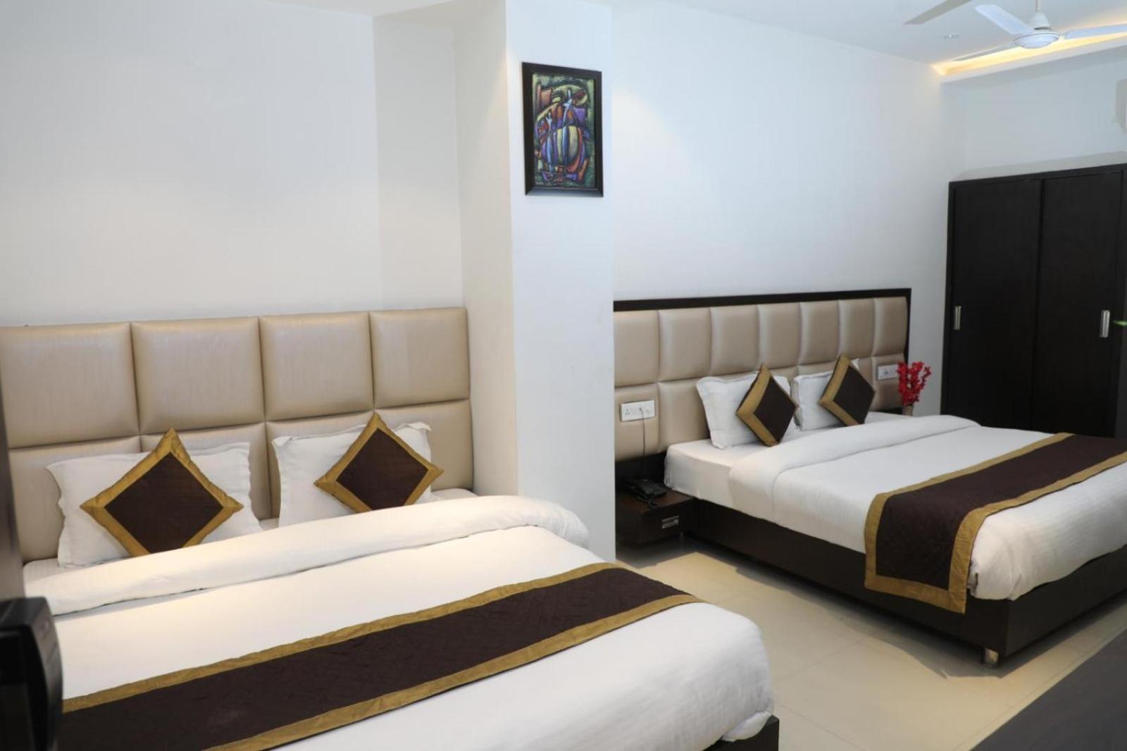 Hotel Avi Inn อัมริตสา ภายนอก รูปภาพ