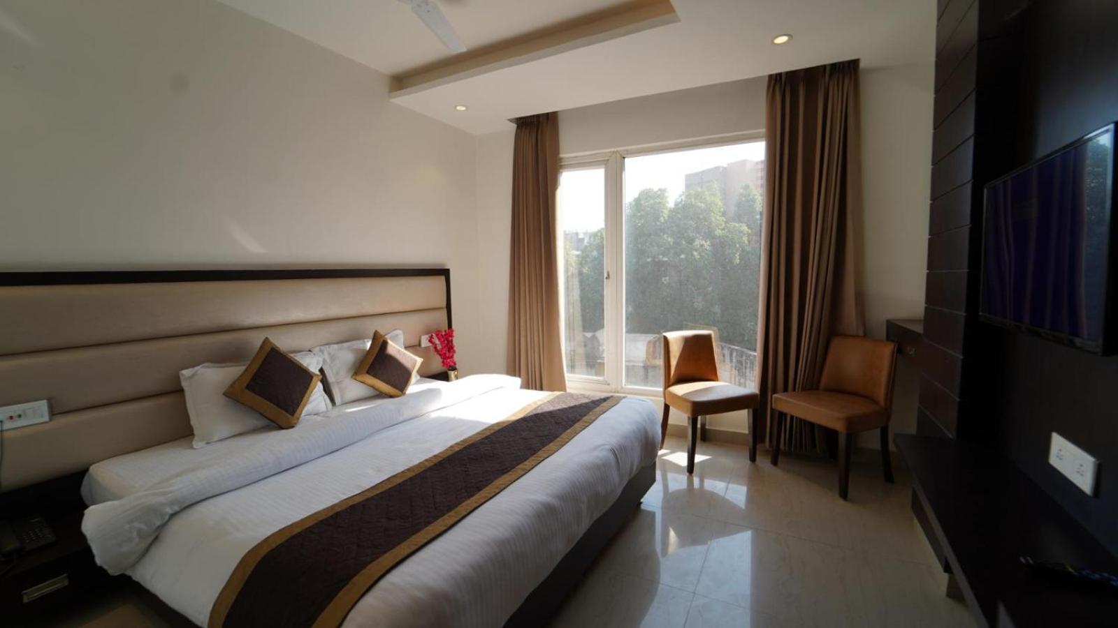 Hotel Avi Inn อัมริตสา ภายนอก รูปภาพ